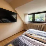 Apartamento Bat Solutions Trier-euren - Alles Was Ein Nicht Bietet - 10 Min Zur Altstadt - 98 Qm Scheune Für 9 Personen Mit Sternenhimmel, Wintergarten, Grill Und Kino - Barrierefrei Dank Lift&auffahrt *