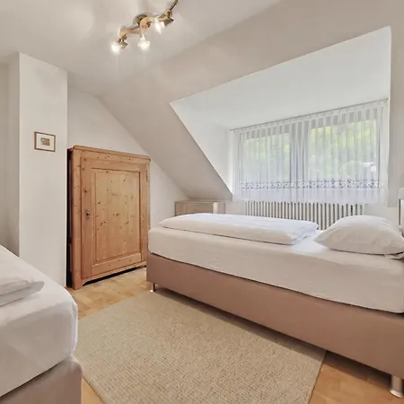 Bat Solutions Trier-euren - Alles Was Ein Nicht Bietet - 10 Min Zur Altstadt - 98 Qm Scheune Fuer 9 Personen Mit Sternenhimmel, Wintergarten, Grill Und Kino - Barrierefrei Dank Lift & Auffahrt Apartment *